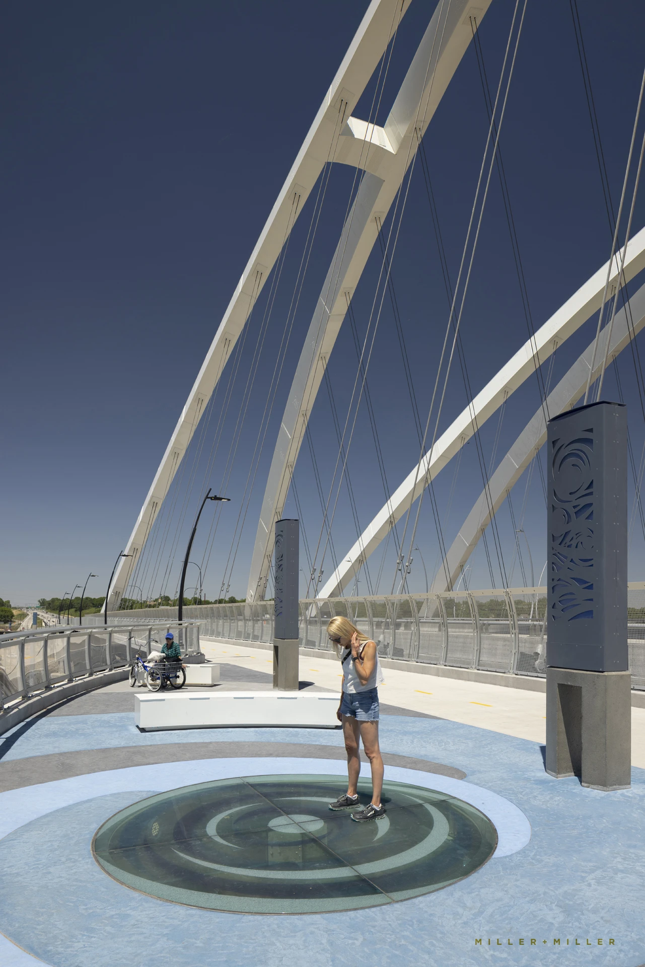 glass oculus viewing platform river city bridges